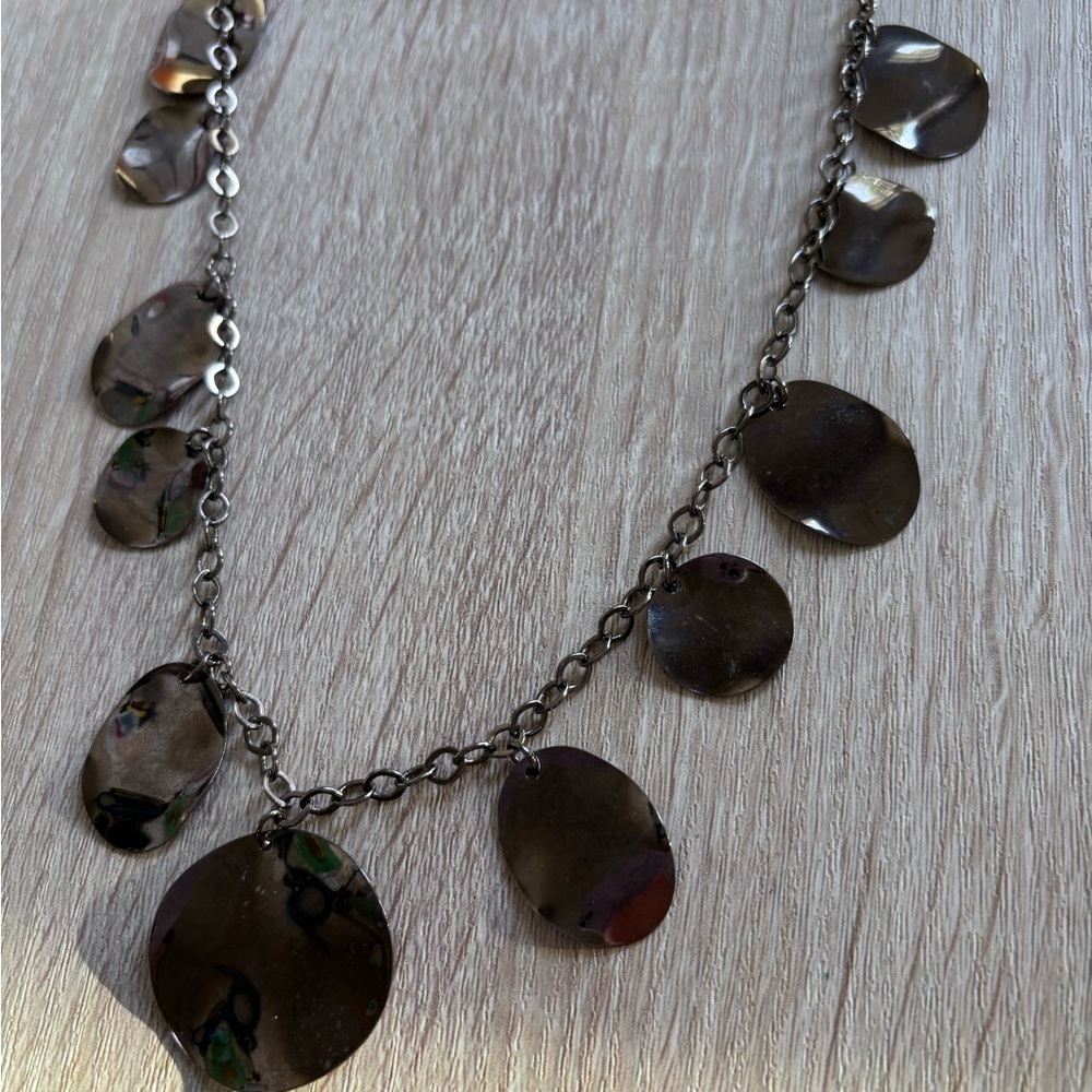♥️ Necklace - Picture 2 of 4
